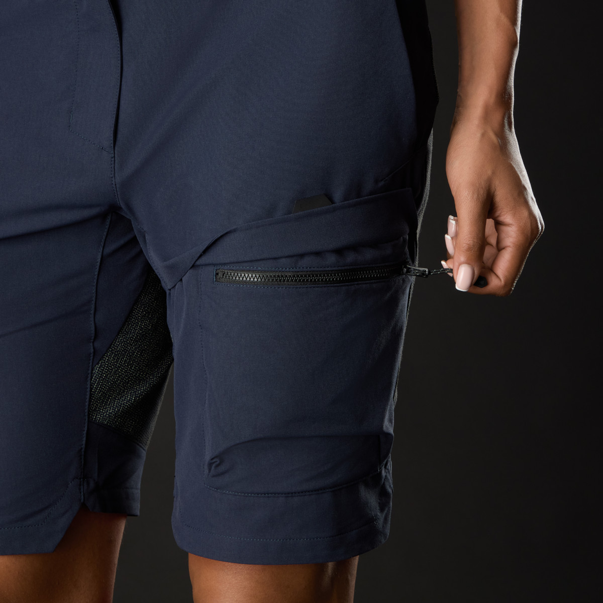 Musto Evolution Performance Strech zeilshort dames marineblauw, maat 10