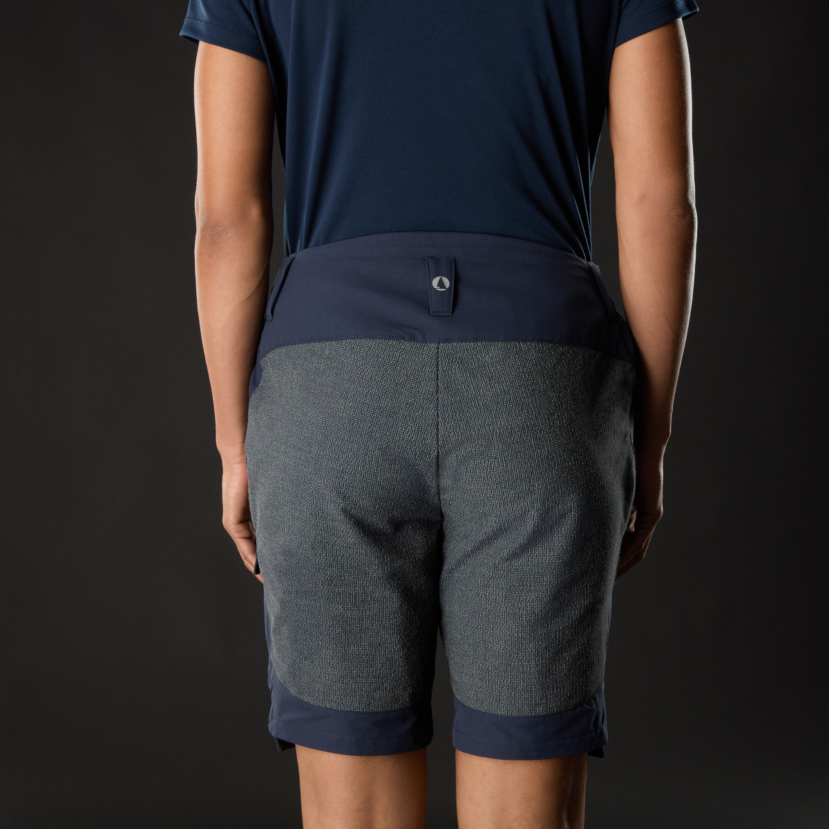 Musto Evolution Performance Strech zeilshort dames marineblauw, maat 10